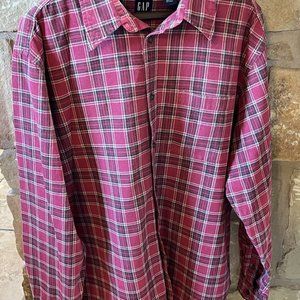 Gap Classic Button Down Burgundy Plaid Shirt Men's Large Long Sleeves